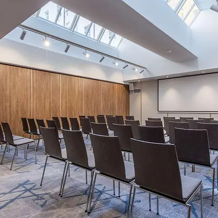Ξενοδοχείο Radisson Blu 5*