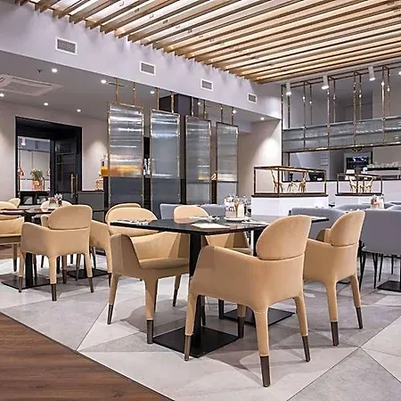 Hotel Radisson Blu 5*