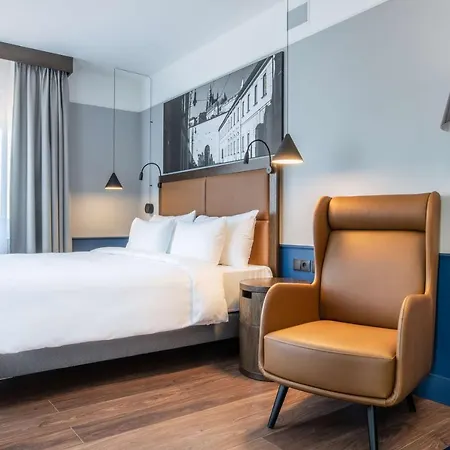 Radisson Blu 5* Prag