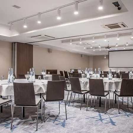 Radisson Blu 5* Prague